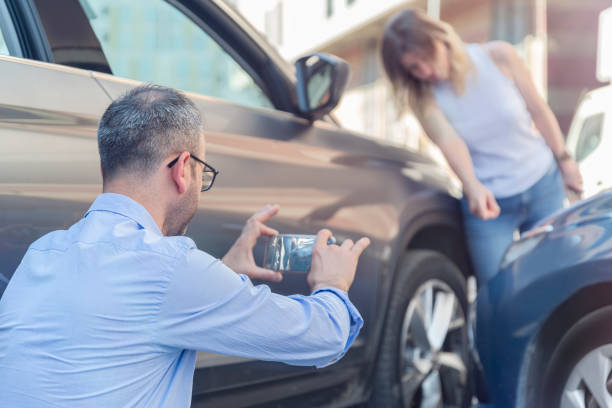 Professional Sr22 Insurance technician working in Lake Forest, CA